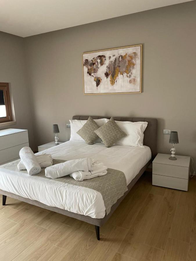 Notti O' Tunn Luxury Rooms In Centro Geraci Siculo المظهر الخارجي الصورة
