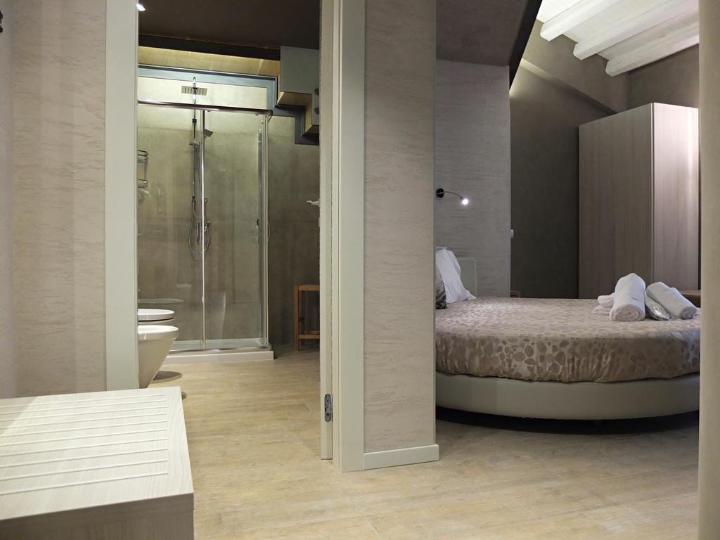 Notti O' Tunn Luxury Rooms In Centro Geraci Siculo المظهر الخارجي الصورة
